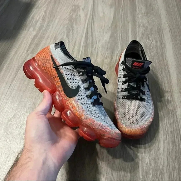 Nike Air Vapormax Wolf Grey Bright Crimson (Women’s) 849557-026 Size 8 - Picture 1 of 8